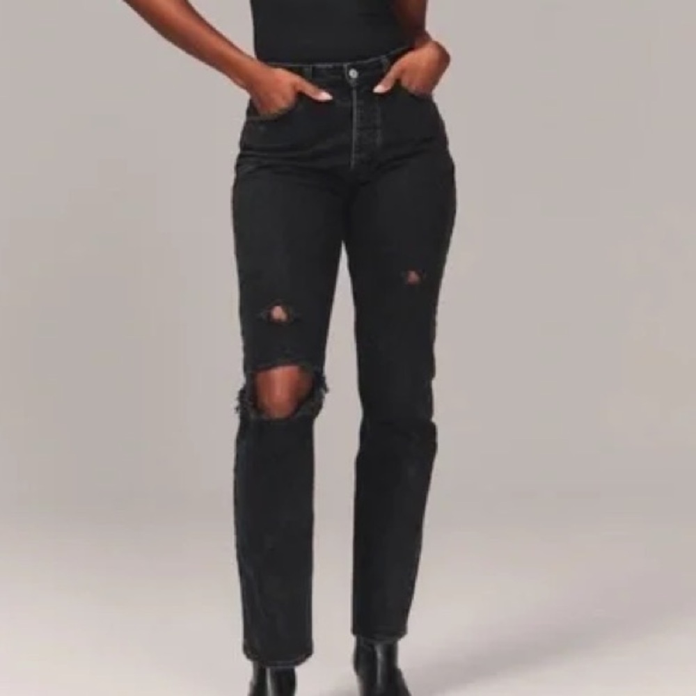 Abercrombie & Fitch Women 26/2L Distressed Curve Love High Rise The Dad Jeans
